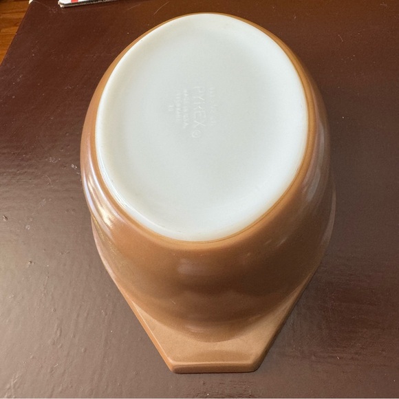 Vintage Pyrex Americana 043 Oval Casserole Dish 1-1/2Qt W/ Lid Brown - Picture 4 of 8